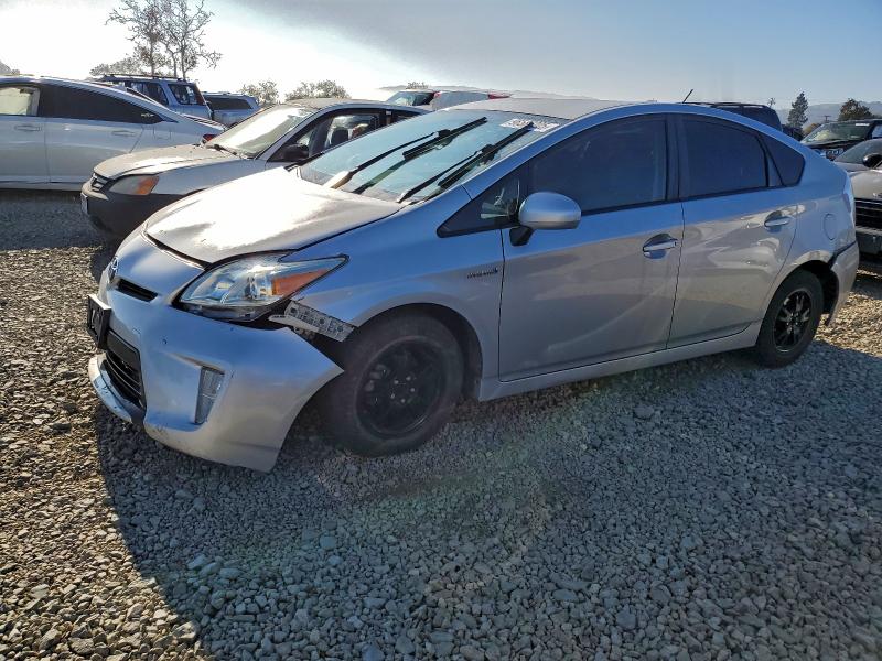 TOYOTA PRIUS 2015 with VIN JTDKN3DU2F0474050 - Photo from auction