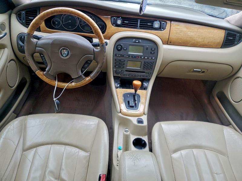 Photo 8 from auction – 2004 JAGUAR X-TYPE 3.0 with VIN SAJEA51C44WD58167