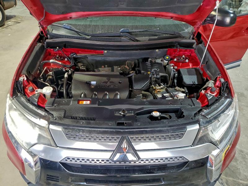 Photo 12 from auction – 2019 MITSUBISHI OUTLANDER with VIN JA4AD2A37KZ010448