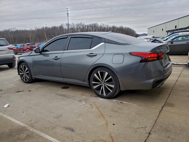Photo 2 from auction – 2019 NISSAN ALTIMA SR with VIN 1N4BL4CVXKC165429