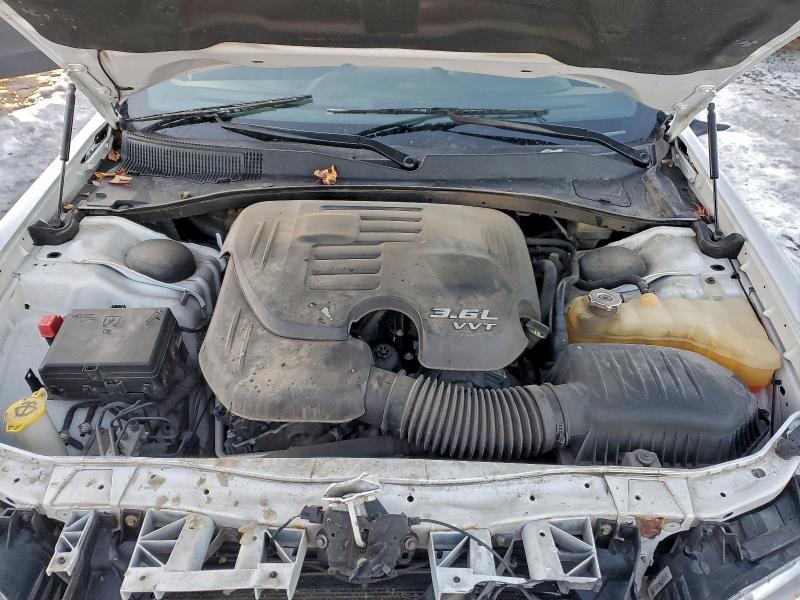 Photo 11 from auction – 2014 CHRYSLER 300 with VIN 2C3CCARG6EH356244