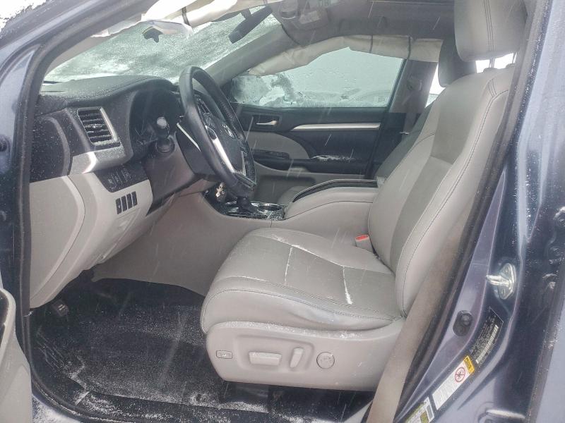 Photo 7 from auction – 2018 TOYOTA HIGHLANDER with VIN 5TDJZRFH3JS871033