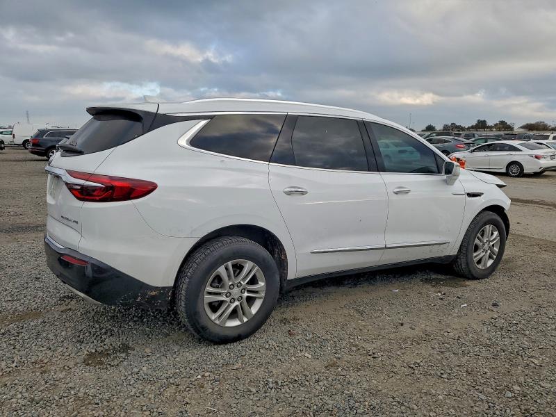 Photo 3 from auction – 2018 BUICK ENCLAVE ES with VIN 5GAERBKW6JJ230535