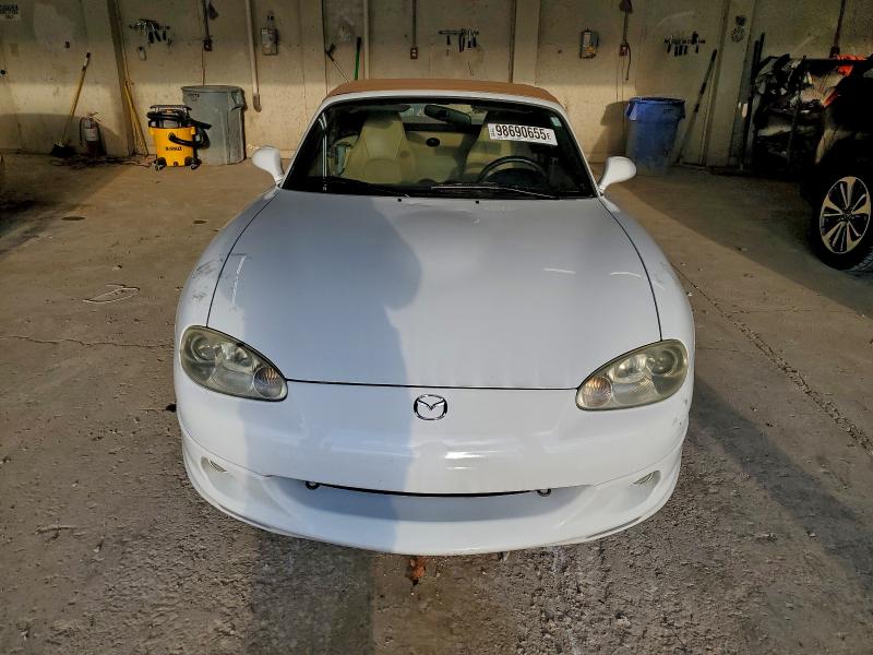 Photo 5 from auction – 2002 MAZDA MX-5 MIATA with VIN JM1NB353320221177