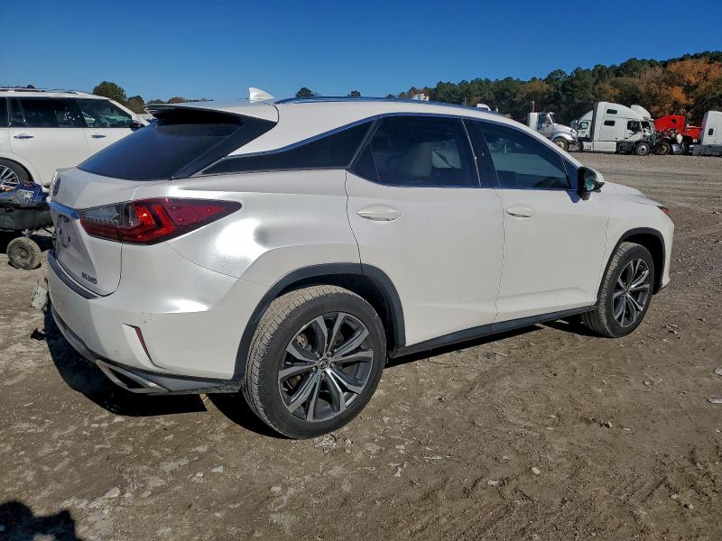 Photo 3 from auction – 2018 LEXUS RX with VIN 2T2ZZMCA1JC100863