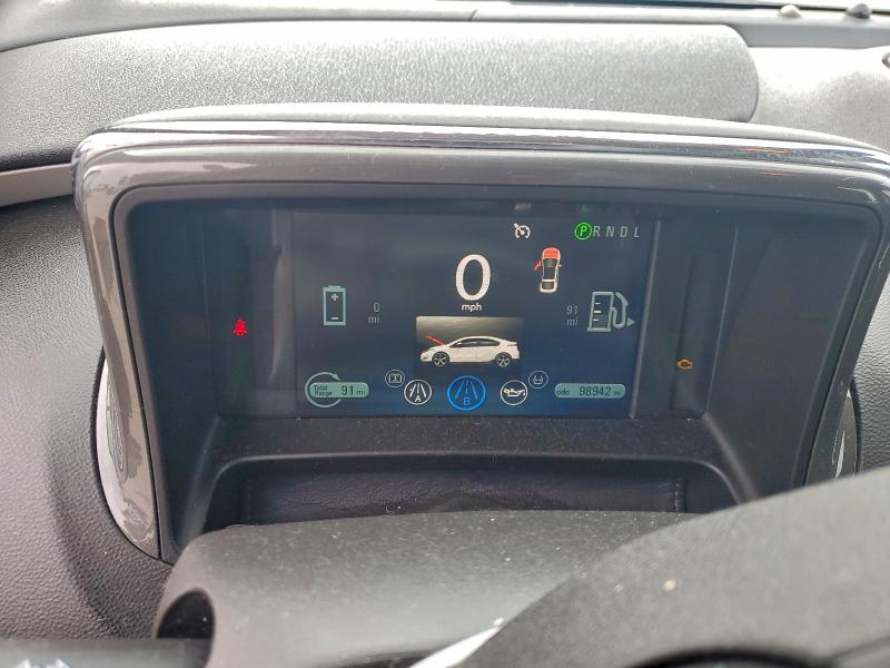 Photo 9 from auction – 2011 CHEVROLET VOLT with VIN 1G1RD6E43BU101306