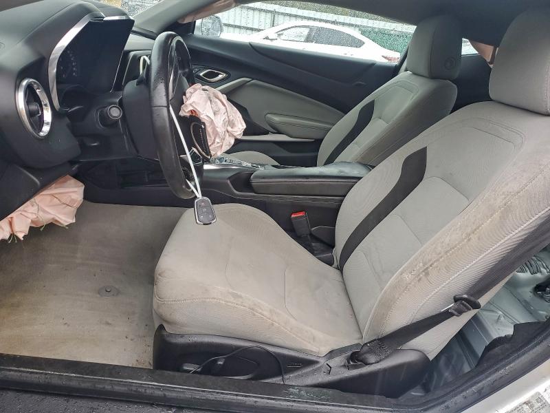 Photo 7 from auction – 2018 CHEVROLET CAMARO with VIN 1G1FF1R7XJ0146415