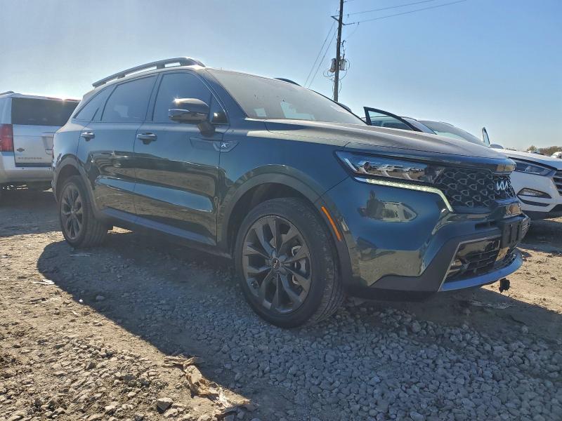 Photo 4 from auction – 2023 KIA SORENTO with VIN 5XYRKDLF3PG237093