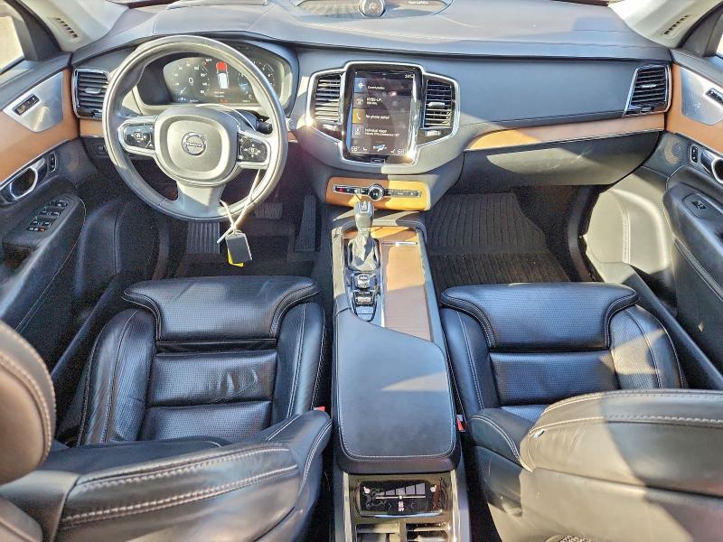 Photo 8 from auction – 2016 VOLVO XC90 T6 with VIN YV4A22PL6G1017199
