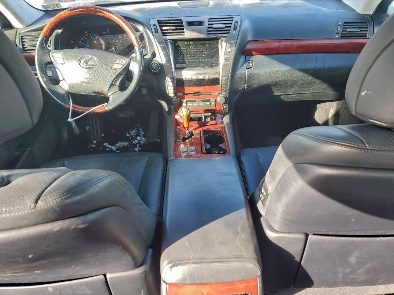 Photo 8 from auction – 2007 LEXUS LS 460L with VIN JTHGL46F075004778