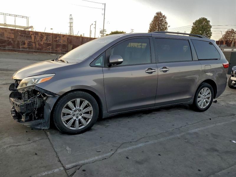 TOYOTA SIENNA XLE 2017 with VIN 5TDYZ3DC6HS828593 - Photo from auction