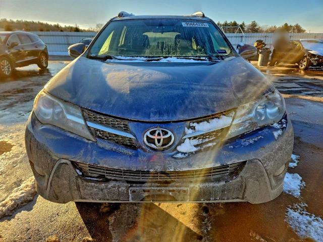 Photo 5 from auction – 2013 TOYOTA RAV4 XLE with VIN JTMRFREV6DD038040