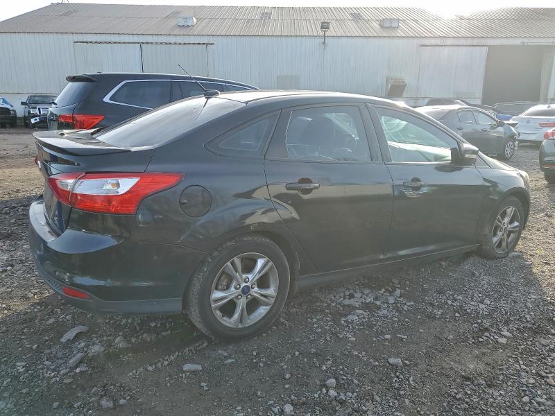 Photo 3 from auction – 2014 FORD FOCUS with VIN 1FADP3F22EL240119