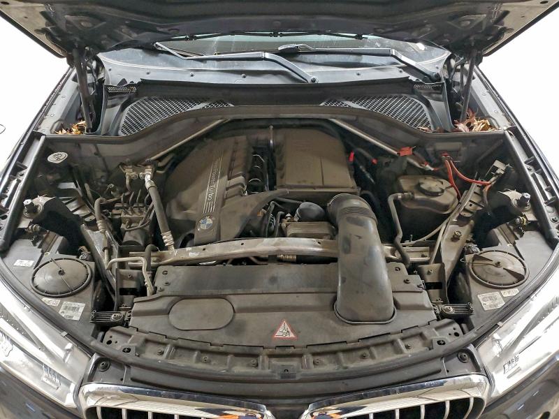 Photo 12 from auction – 2015 BMW X5 XDRIVE3 with VIN 5UXKR0C52F0K64673