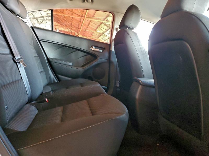 Photo 10 from auction – 2017 KIA FORTE LX with VIN 3KPFK4A73HE138769