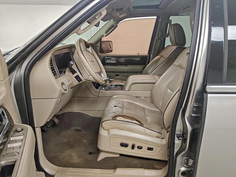 Photo 7 from auction – 2009 LINCOLN NAVIGATOR with VIN 5LMFU27569LJ01723