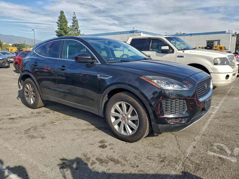 Photo 4 from auction – 2018 JAGUAR E-PACE S with VIN SADFJ2FX7J1Z24331