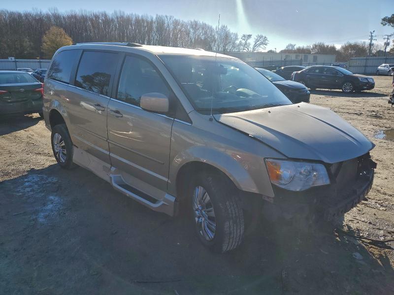 Photo 4 from auction – 2015 DODGE GRAND CARA with VIN 2C4RDGCG6FR719863