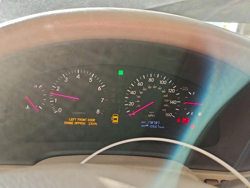 Photo 9 from auction – 2001 LEXUS LS 430 with VIN JTHBN30FX10013791