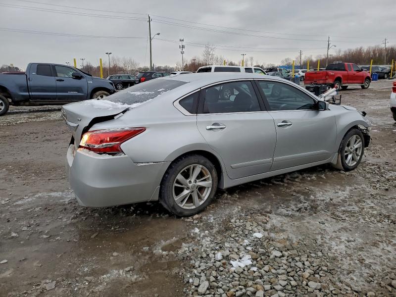 Photo 3 from auction – 2013 NISSAN ALTIMA with VIN 1N4AL3AP7DC209609