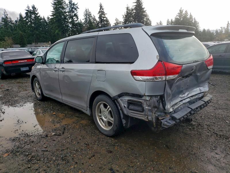 Photo 2 from auction – 2011 TOYOTA SIENNA with VIN 5TDYK3DC1BS017800