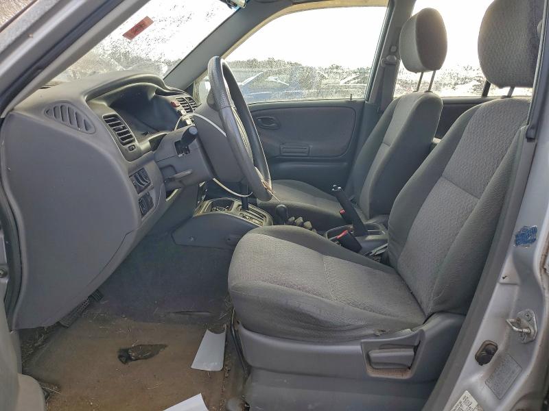 Photo 7 from auction – 2000 CHEVROLET TRACKER with VIN 2CNBJ13C7Y6907750