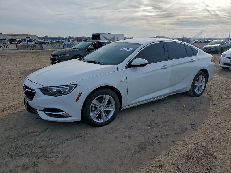 BUICK REGAL PREF 2018 with VIN W04GL6SX4J1134860 - Photo from auction