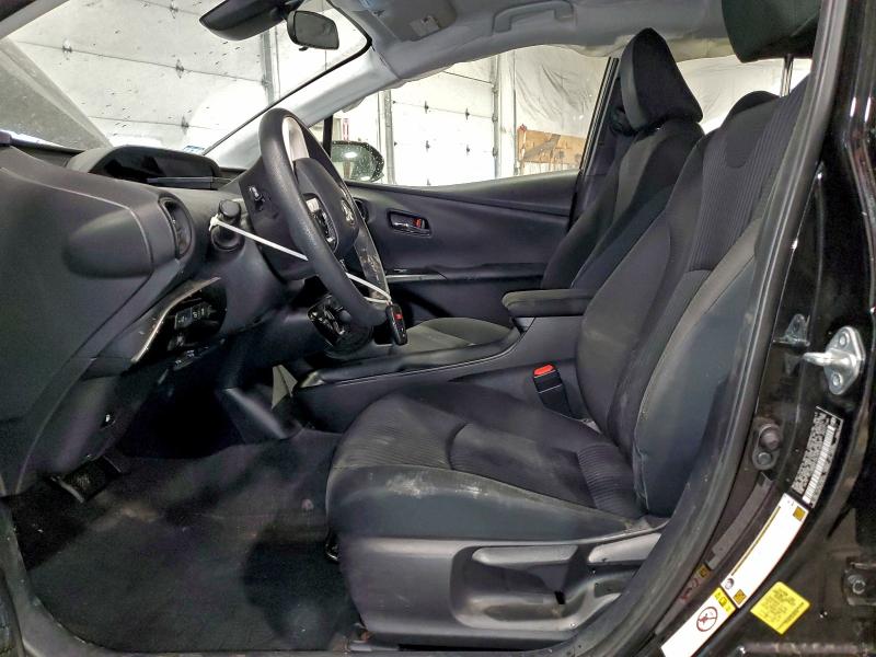 Photo 7 from auction – 2017 TOYOTA PRIUS with VIN JTDKBRFU6H3053569
