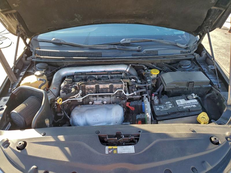 Photo 11 from auction – 2015 CHRYSLER 200 LIMITE with VIN 1C3CCCAB4FN656255