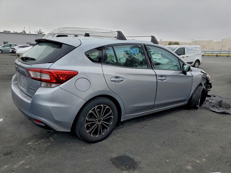 Photo 3 from auction – 2017 SUBARU IMPREZA with VIN 4S3GTAA69H3726366