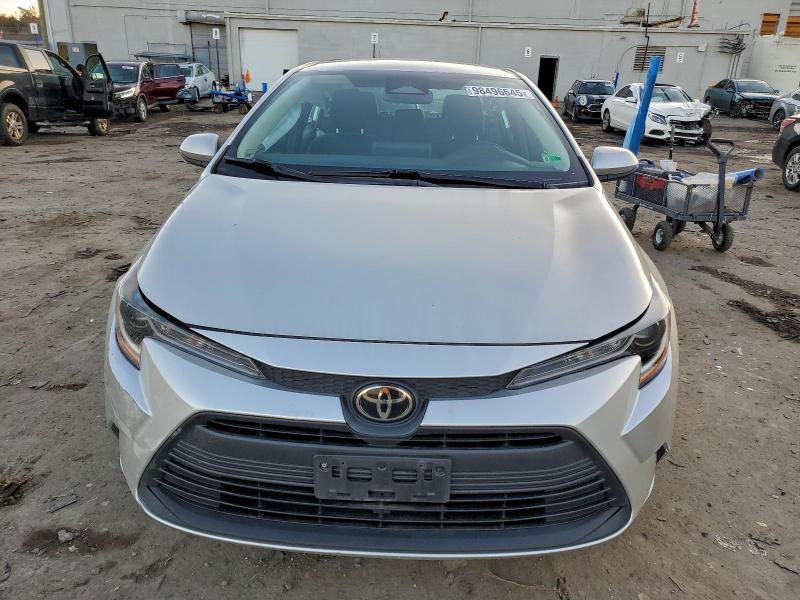 Photo 5 from auction – 2023 TOYOTA COROLLA LE with VIN 5YFB4MDE3PP027767