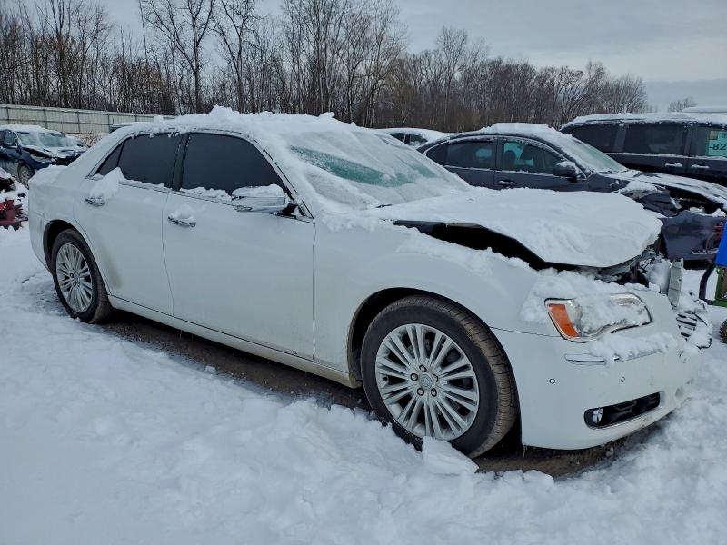Photo 4 from auction – 2014 CHRYSLER 300C with VIN 2C3CCAKT8EH379080