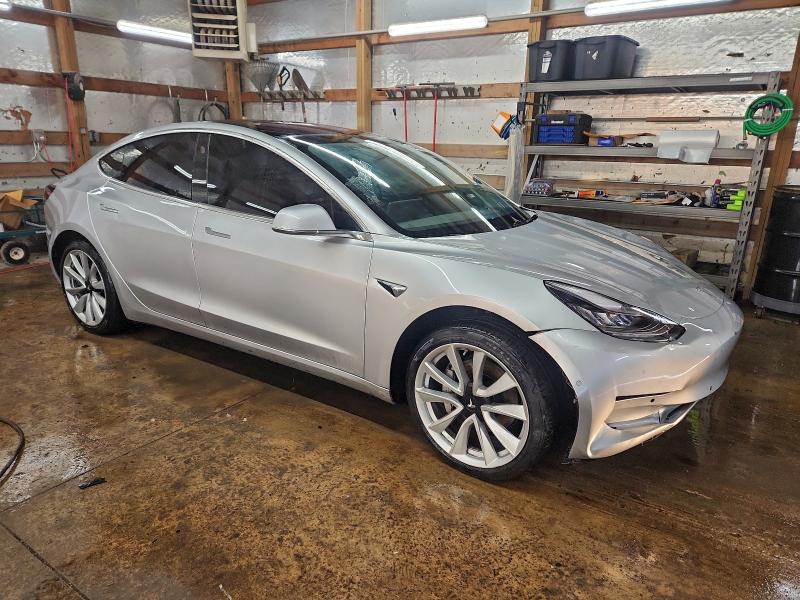 Photo 4 from auction – 2018 TESLA MODEL 3 with VIN 5YJ3E1EB6JF087663