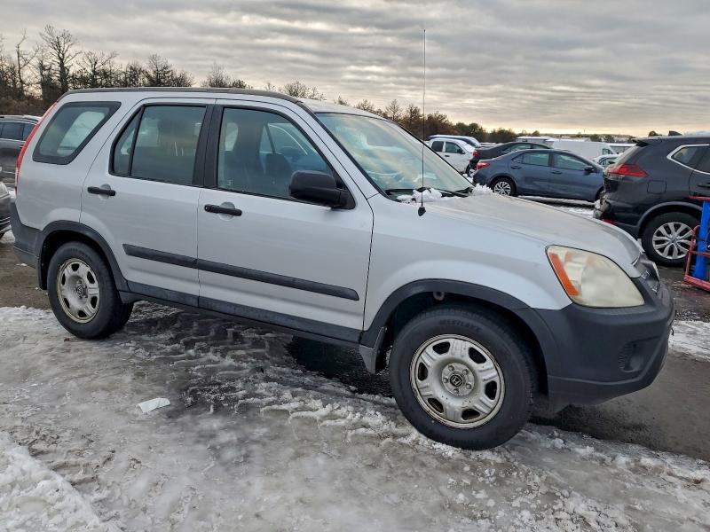 Photo 4 from auction – 2005 HONDA CR-V with VIN SHSRD785X5U329441