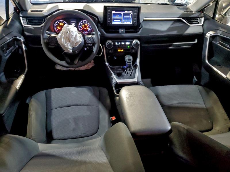 Photo 8 from auction – 2019 TOYOTA RAV4 LE with VIN JTMF1RFVXKD037468