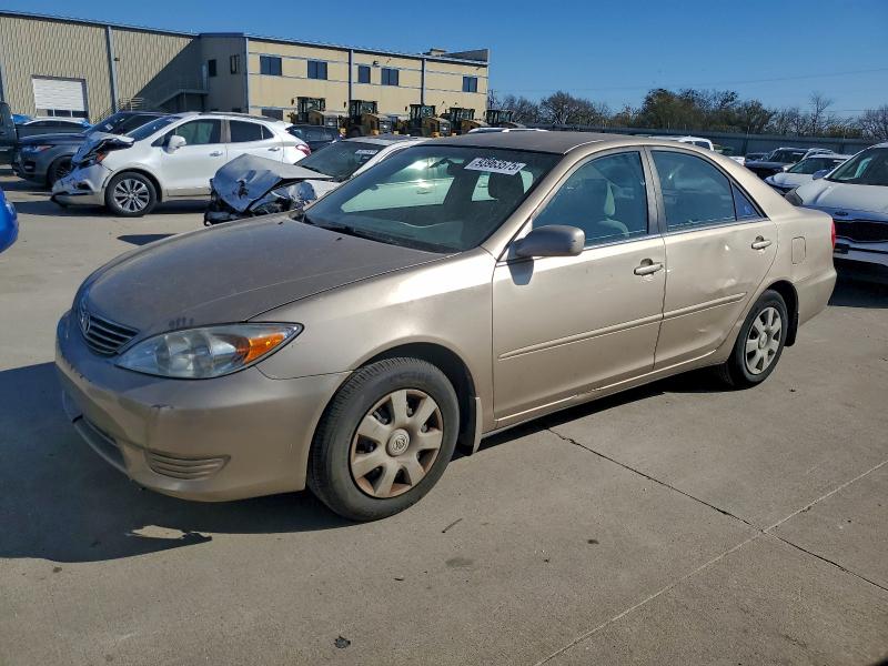 TOYOTA CAMRY LE 2003 with VIN 4T1BE32K73U151162 - Photo from auction