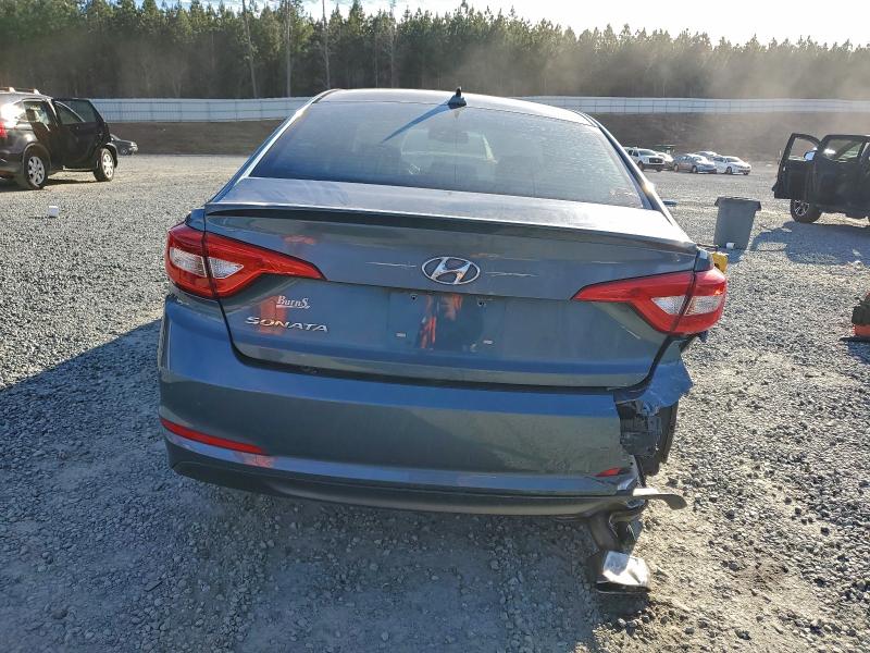 Photo 6 from auction – 2015 HYUNDAI SONATA SE with VIN 5NPE24AF7FH200699