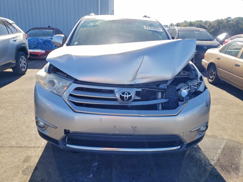 Photo 5 from auction – 2012 TOYOTA HIGHLANDER with VIN 5TDYK3EH7CS051686