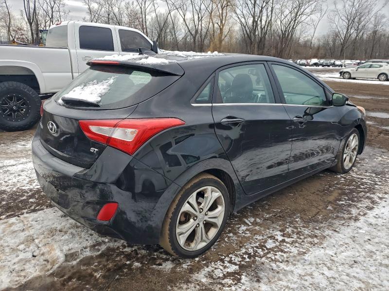 Photo 3 from auction – 2014 HYUNDAI ELANTRA with VIN KMHD35LH8EU178192