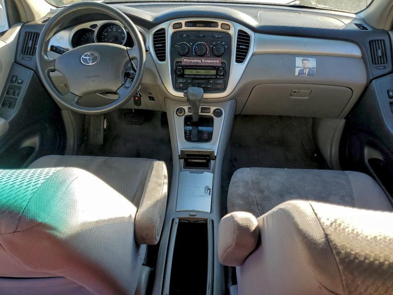 Photo 8 from auction – 2006 TOYOTA HIGHLANDER with VIN JTEGD21A960145399