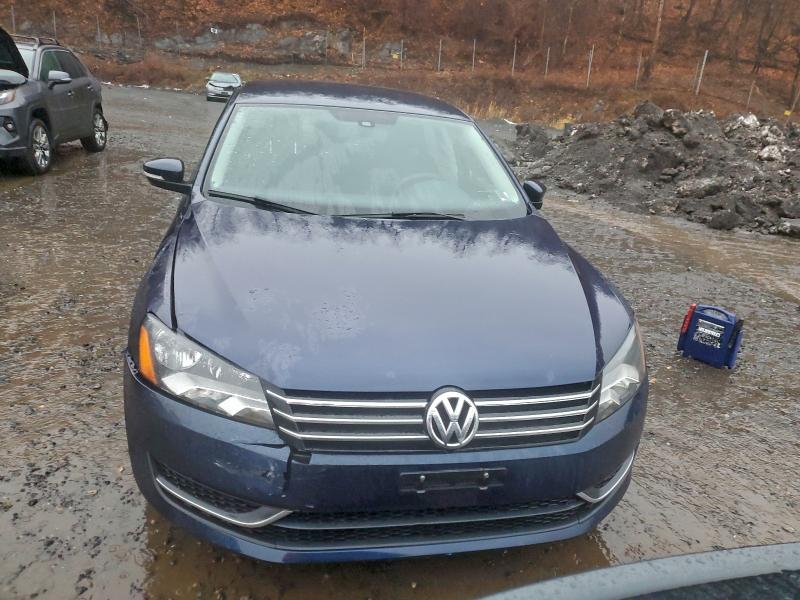 Photo 5 from auction – 2013 VOLKSWAGEN PASSAT S with VIN 1VWAP7A34DC071530
