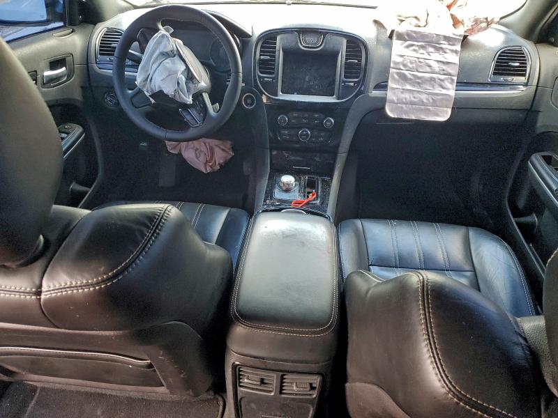 Photo 8 from auction – 2023 CHRYSLER 300 S with VIN 2C3CCABG8PH569564