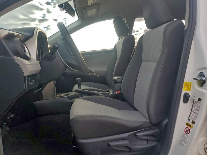 Photo 7 from auction – 2015 TOYOTA RAV4 LE with VIN JTMZFREV5FD057648