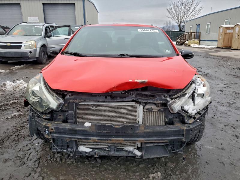 Photo 5 from auction – 2015 KIA FORTE SX with VIN KNAFZ6A3XF5335867