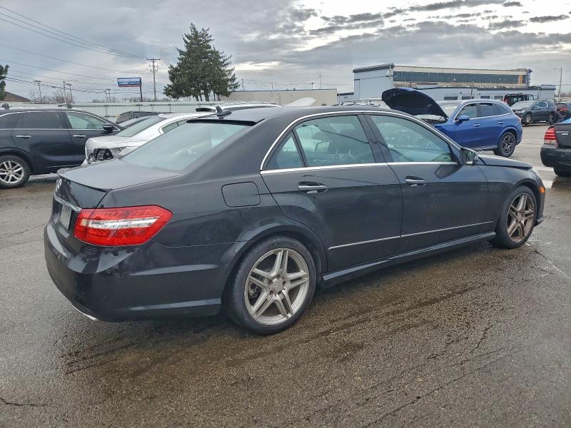Photo 3 from auction – 2011 MERCEDES-BENZ E 350 with VIN WDDHF5GB0BA268555