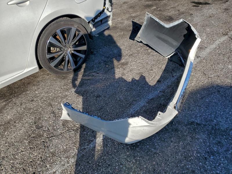 Photo 12 from auction – 2019 NISSAN ALTIMA SR with VIN 1N4BL4CV6KN307649