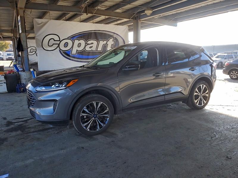 FORD ESCAPE 2022 with VIN 1FMCU9G62NUB54768 - Photo from auction