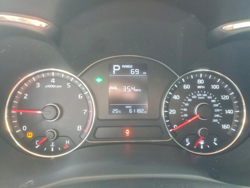 Photo 9 from auction – 2017 KIA FORTE LX with VIN 3KPFK4A77HE118430