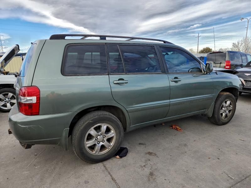 Photo 3 from auction – 2005 TOYOTA HIGHLANDER with VIN JTEEP21A850122502