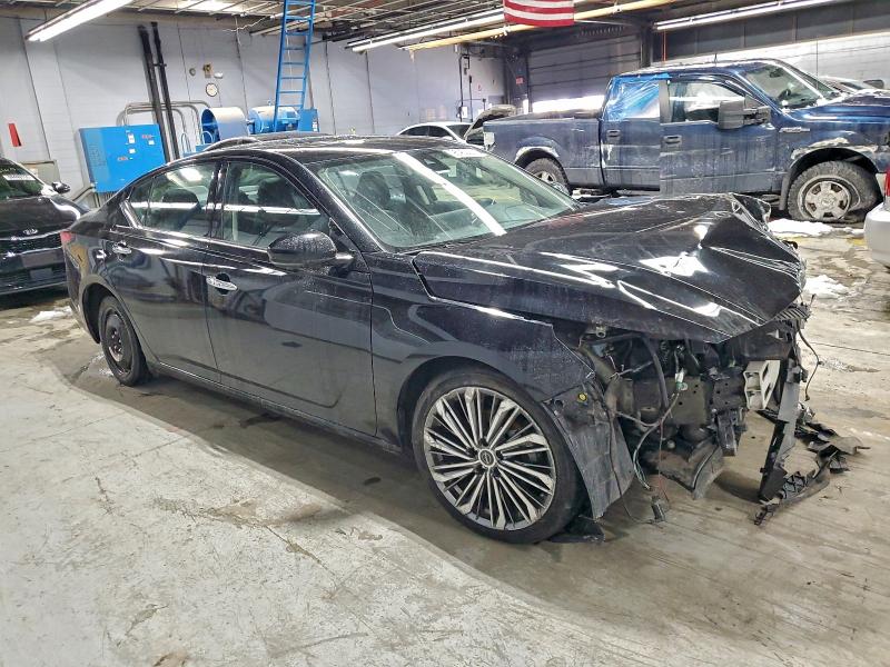 Zdjęcie 4 z aukcji – 2023 NISSAN ALTIMA z VIN 1N4BL4EV5PN413157